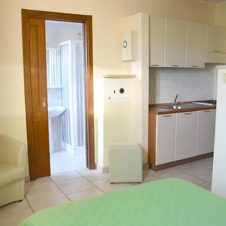 Cozy Historic Center 25m² + Parking Apartment